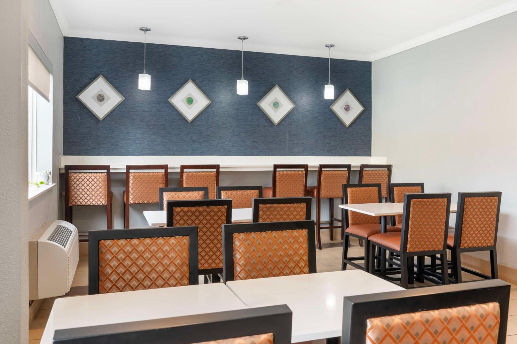 Best Western Kokomo Hotel Exterior photo